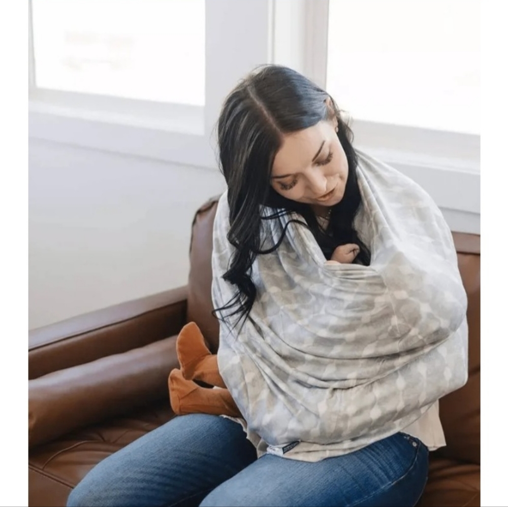Bebe Au Lait Shibori 5-In-1 Multi-Use Nursing Cover